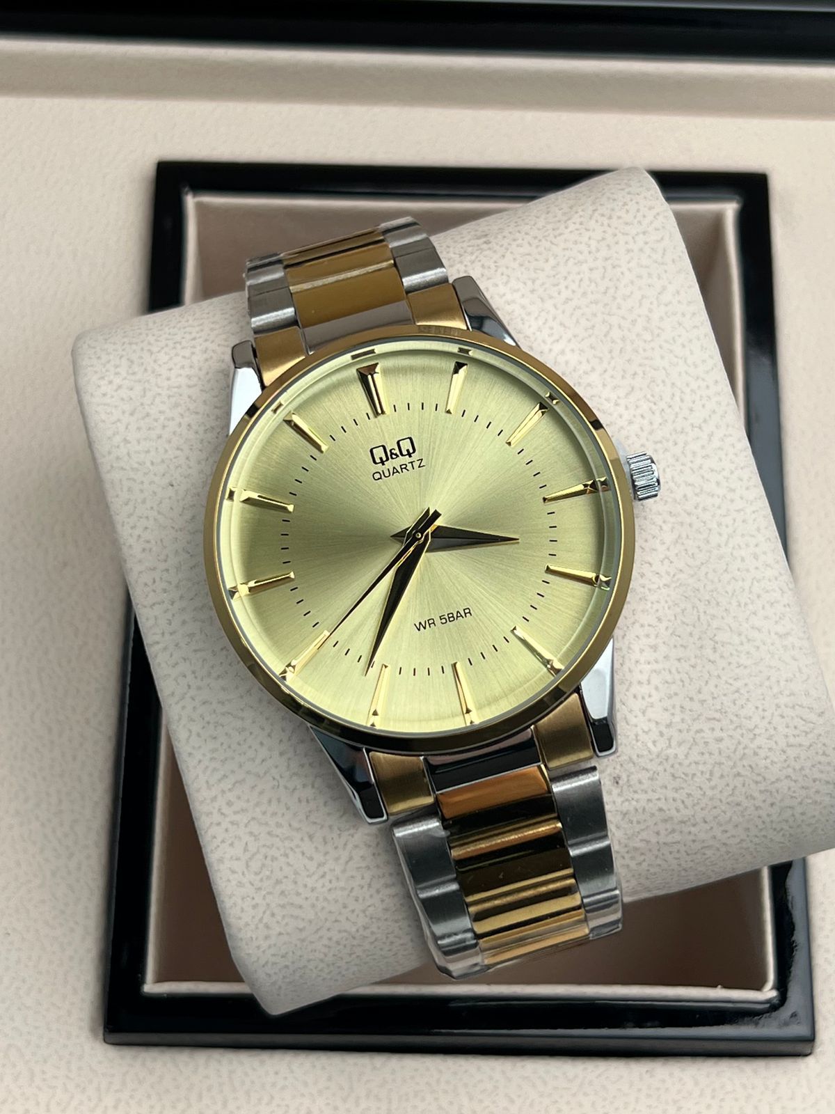 Reloj Q&Q para caballero🦈