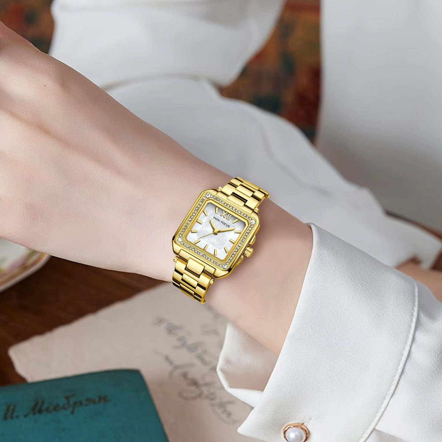 Reloj Mini Focus dama cuadrado