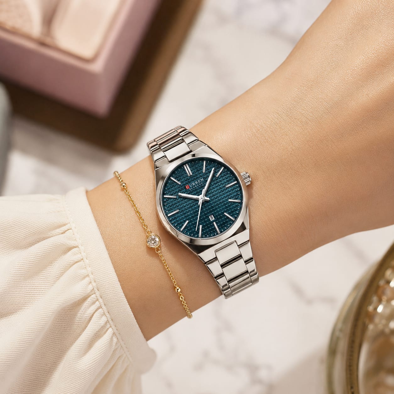 Reloj Curren de Dama  8439+ Esfero Curren+ Bolsa de Regalo