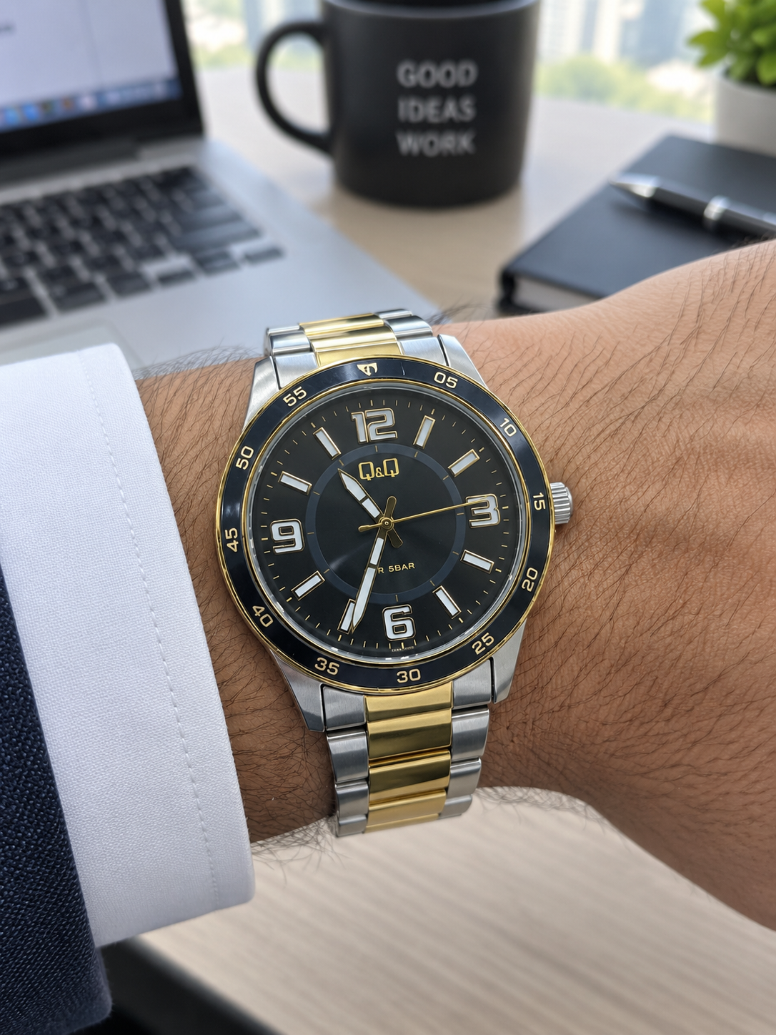 Reloj Q&Q Pulso En Acero Para Hombre QB22J418Y!