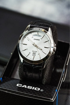 Reloj para dama Casio MTP-1370L-7AVDF