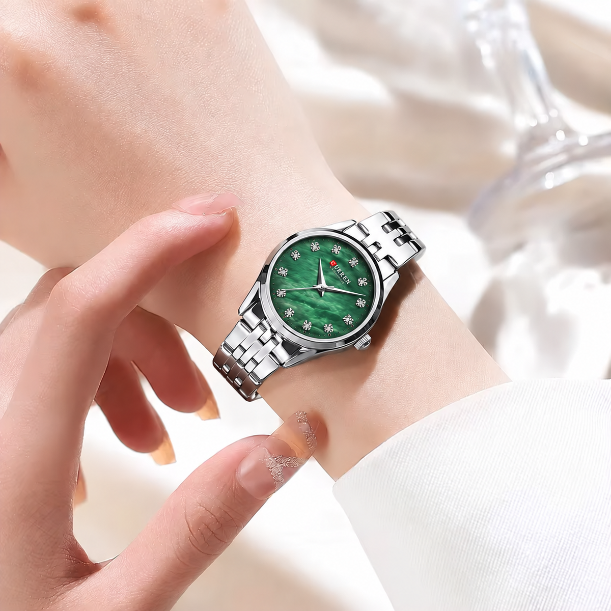 Reloj de Dama Curren 9111 + Esfero Curren+ Bolsa de Regalo!