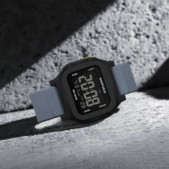 Reloj Naviforce de Caballero en Goma 7137